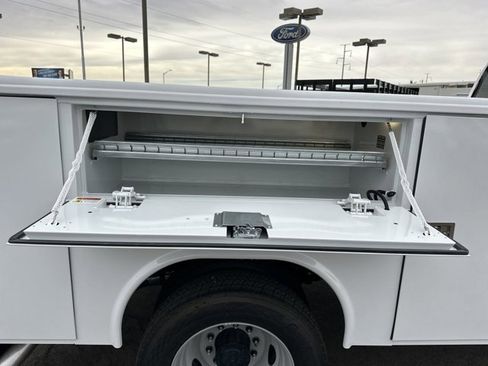 New 2024 Ford F550 XL 11FT Reading Service Body image 9