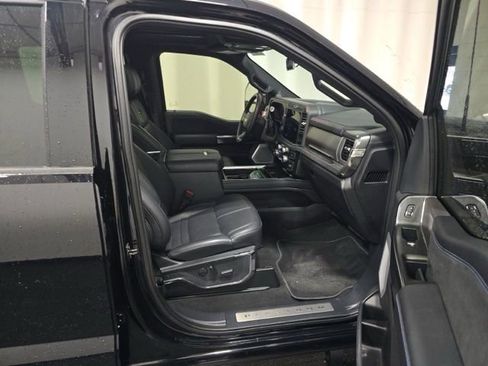Used 2025 Ford F250 Platinum AWD/4WD image 8