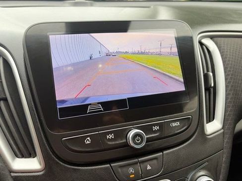 Used 2023 Chevrolet Malibu LT w/ Driver Confidence Package FWD image 21