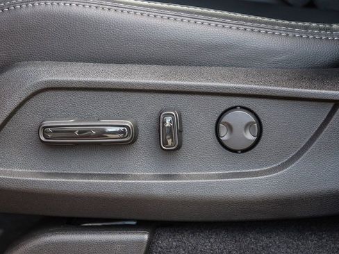 New 2026 Honda Pilot Touring image 21