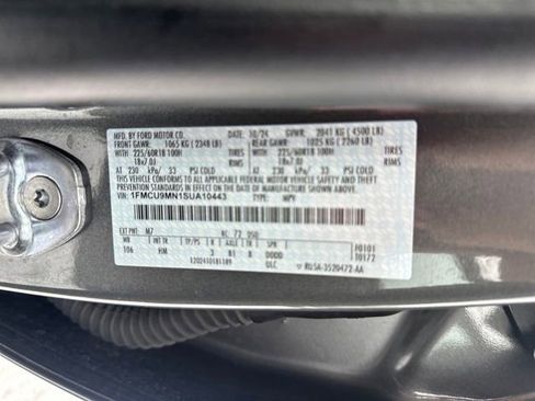 Certified 2025 Ford Escape ST-Line image 26