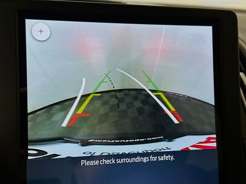 Used 2023 Ford Edge SEL image 13