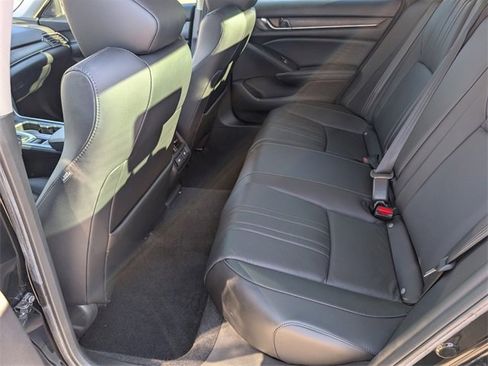 Used 2021 Honda Accord EX-L image 28