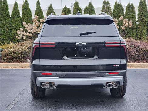 New 2026 Chevrolet Traverse Z71 w/ Driver Confidence Package image 8