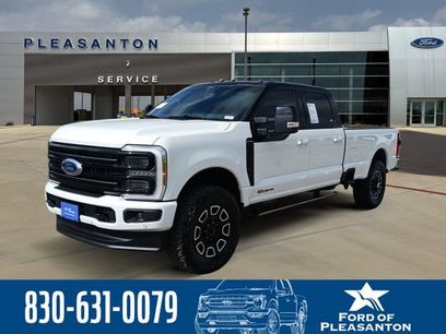 Certified 2025 Ford F350 Platinum w/ FX4 Off-Road Package