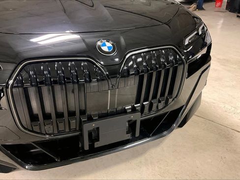 Used 2025 BMW 760i xDrive 760i xDrive image 31