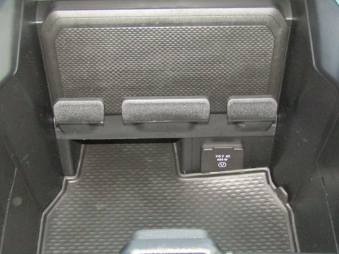 Used 2025 RAM 1500 Big Horn image 29