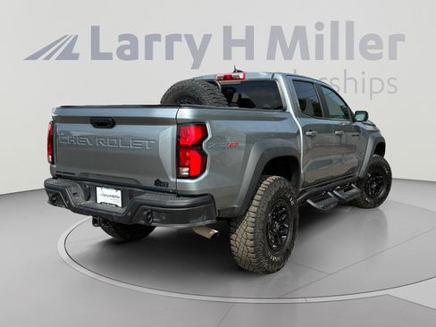 Used 2024 Chevrolet Colorado ZR2 w/ ZR2 Bison Edition AWD/4WD image 5