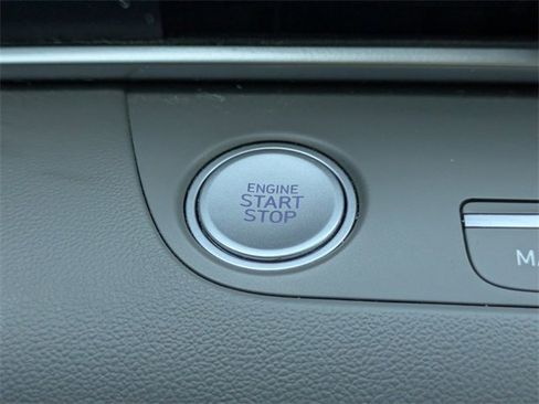 Used 2023 Hyundai Elantra SEL w/ Convenience Package image 27