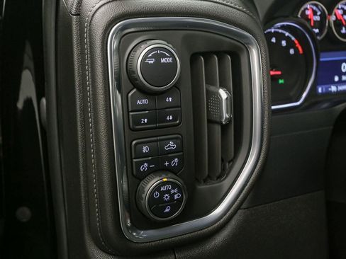 Used 2022 Chevrolet Silverado 1500 LT Trail Boss w/ Safety Package AWD/4WD image 37