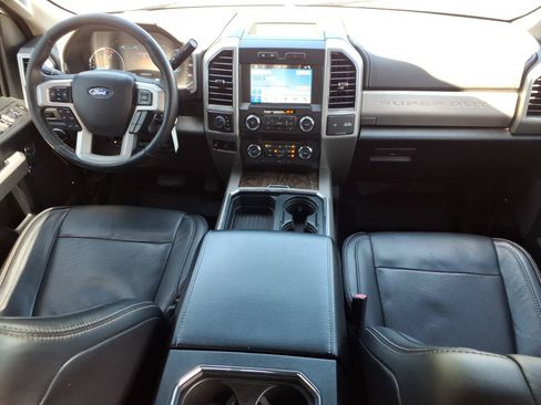 Used 2019 Ford F250 Lariat w/ Lariat Value Package AWD/4WD image 17