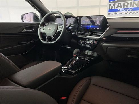 Certified 2026 Chevrolet Trax RS image 25