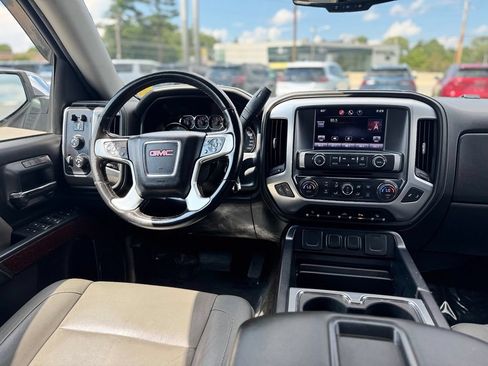 Used 2015 GMC Sierra 1500 SLT w/ SLT Preferred Package AWD/4WD image 12