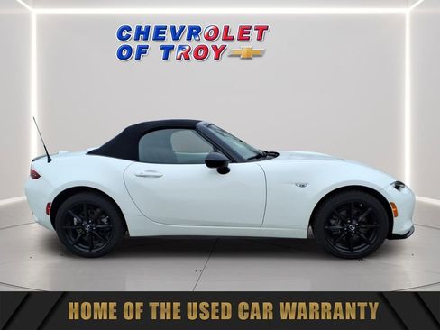 Used 2020 MAZDA MX-5 Miata Club image 10