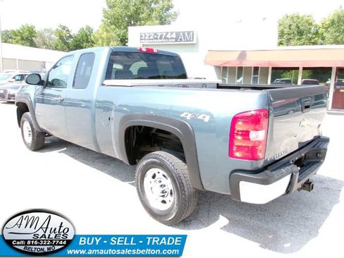 Used 2007 Chevrolet Silverado 2500 LT w/ Safety Package AWD/4WD image 3