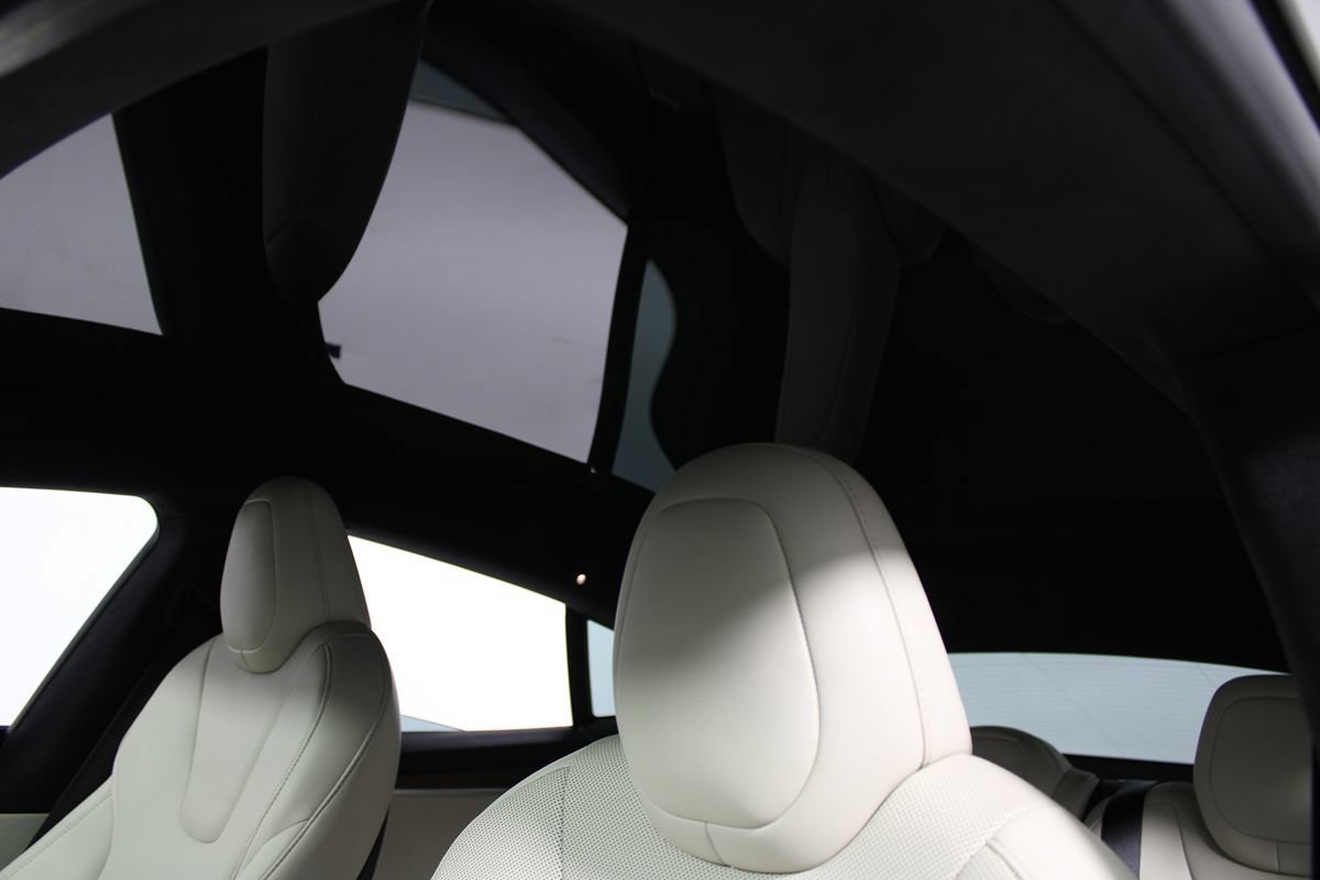 Used 2023 Tesla Model S Standard Range AWD/4WD image 8