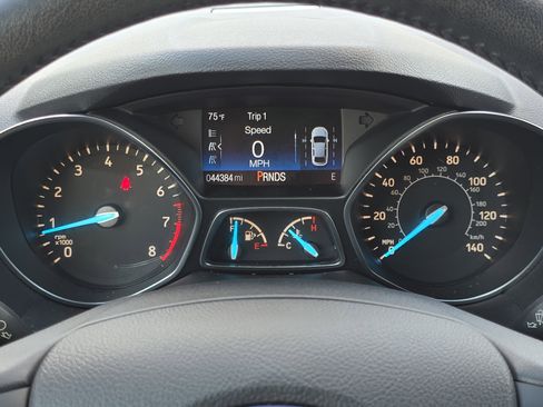 Used 2019 Ford Escape SEL FWD image 19