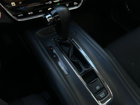 Used 2022 Honda HR-V EX image 21