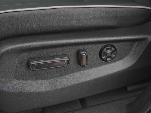 Used 2026 Honda Odyssey Elite image 12
