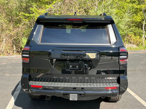 New 2026 Toyota 4Runner 4WD image 4