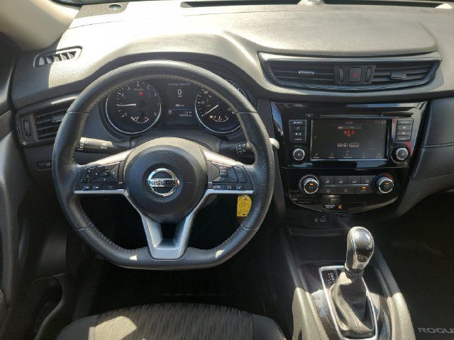 Used 2019 Nissan Rogue S w/ Special Edition Package FWD image 15