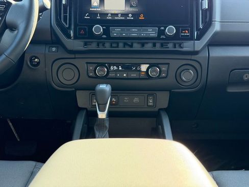 New 2026 Nissan Frontier SV w/ SV Convenience Package image 24