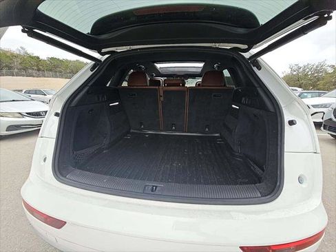 Used 2018 Audi Q5 2.0T Premium image 17