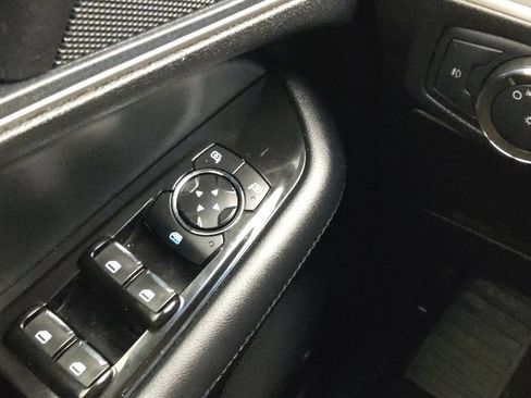 Used 2020 Ford Edge SEL FWD image 27