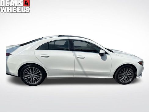 Used 2020 Mercedes-Benz CLA 250 4MATIC image 6