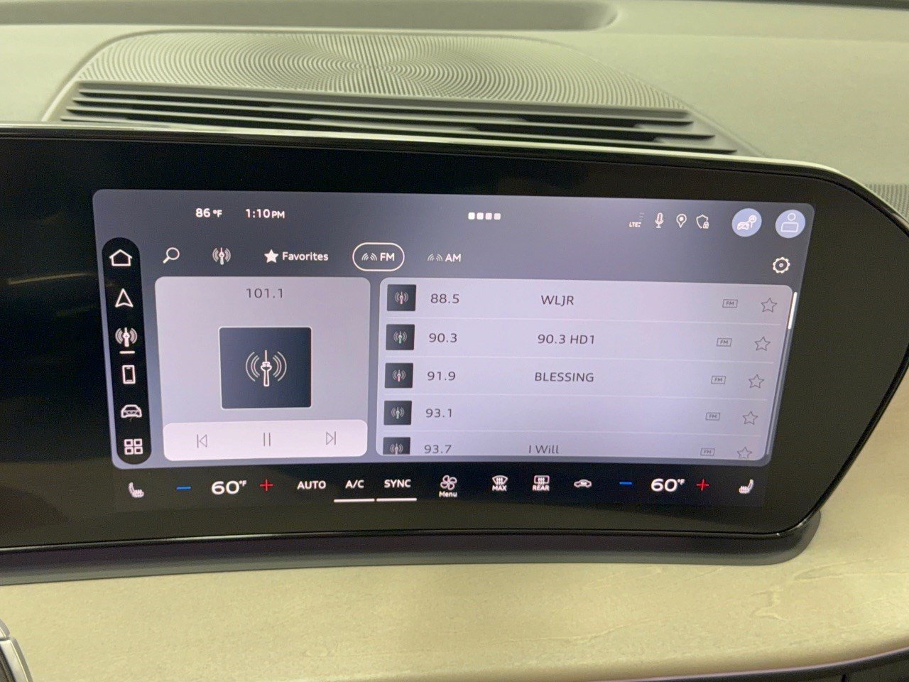 New 2026 Audi Q3 quattro 2.0T AWD/4WD image 23