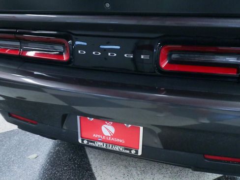 Used 2021 Dodge Challenger R/T Scat Pack RWD image 32