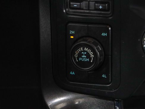 Used 2022 Ford F150 Lariat w/ Equipment Group 502A High image 23