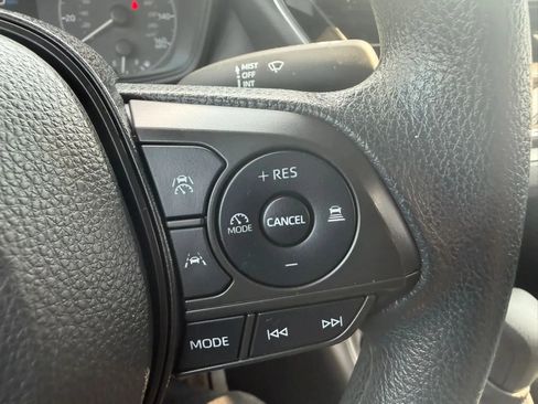 Used 2024 Toyota Corolla LE FWD image 14