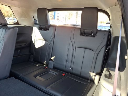 Certified 2023 INFINITI QX60 Luxe w/ Cargo Package AWD/4WD image 10