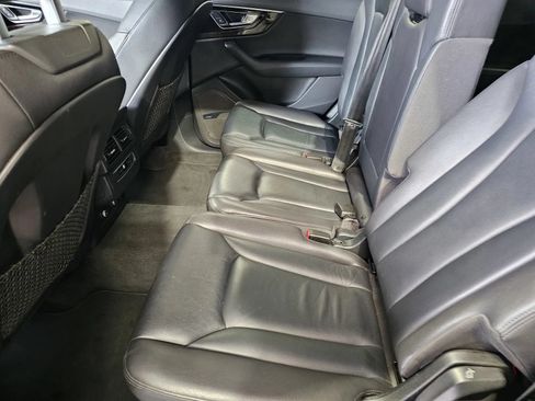Used 2018 Audi Q7 3.0T Premium Plus AWD/4WD image 13