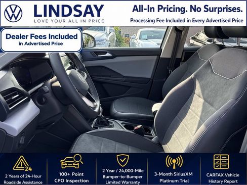 Used 2023 Volkswagen Taos SE w/ Panoramic Sunroof Package FWD image 11