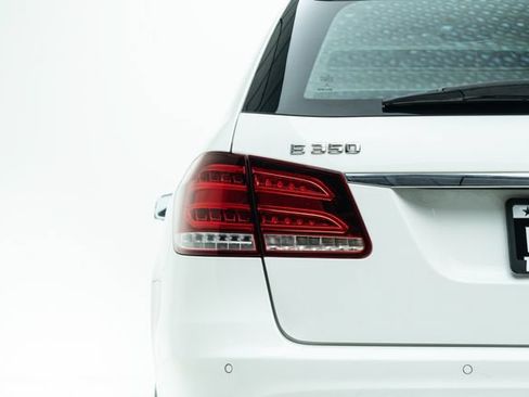 Used 2014 Mercedes-Benz E 350 4MATIC Wagon image 17