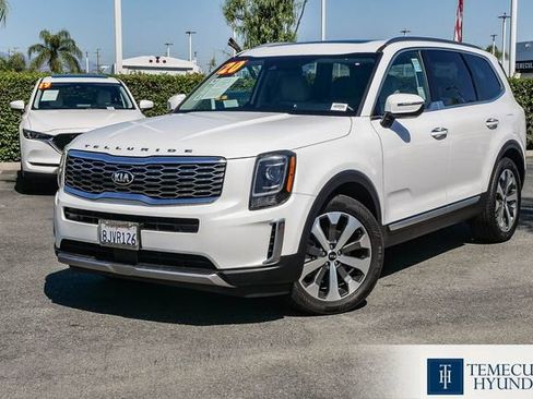 Used 2020 Kia Telluride S w/ S 8 Passenger Seating Package FWD image 1