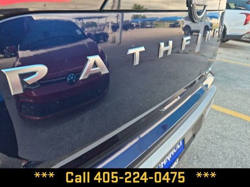 Used 2025 Nissan Pathfinder SL AWD/4WD image 25