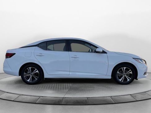 Used 2022 Nissan Sentra SV image 6