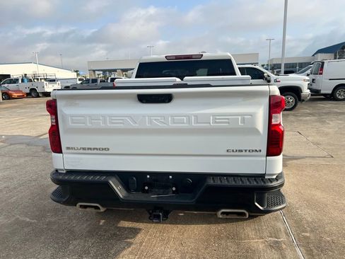 Used 2023 Chevrolet Silverado 1500 Custom Trail Boss AWD/4WD image 6