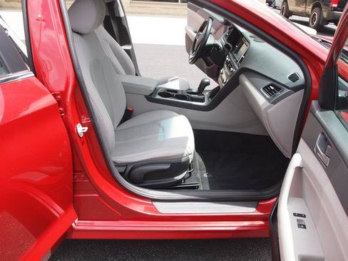 Used 2019 Hyundai Sonata SEL FWD image 6