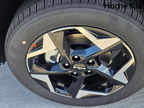 New 2026 Kia Seltos EX image 8