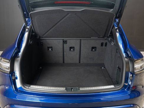 Certified 2023 Porsche Macan GTS AWD/4WD image 44