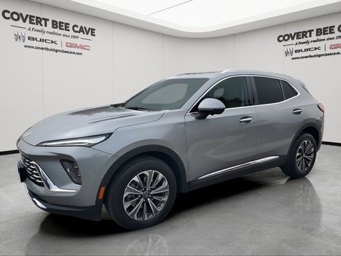 Used 2025 Buick Envision Preferred image 3