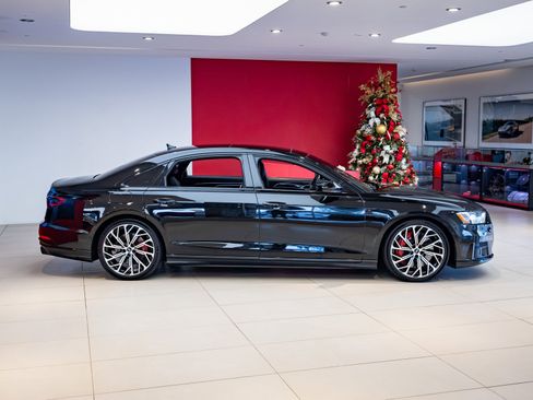 Used 2021 Audi S8 L w/ Full Leather Package image 7