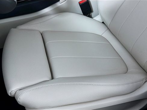 Certified 2025 Mercedes-Benz CLA 250 4MATIC image 24