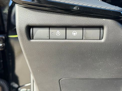 New 2026 Nissan Kicks SR w/ SR Premium Package image 13