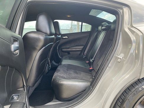 Used 2019 Dodge Charger Scat Pack w/ Plus Group image 27