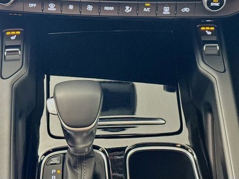 New 2025 Kia Telluride S image 21